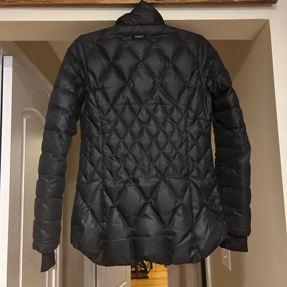 EUC Athleta puffer jacket size xxs - Picture 2 of 4